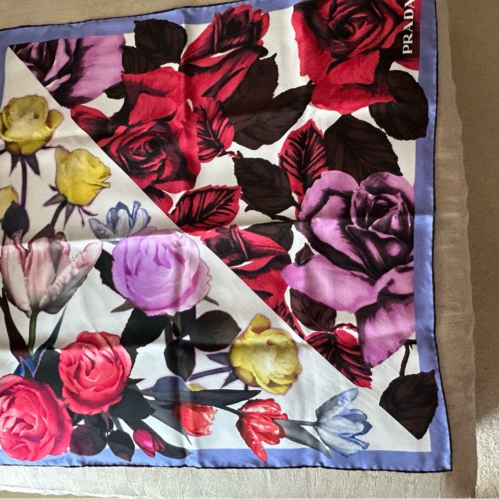 Prada Red and Purple Floral Scarf New W Box Original Wrapping Paper.Authentic - Picture 7 of 9